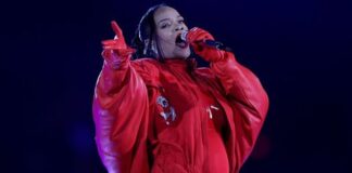 Rihanna revela su segundo embarazo en su regreso musical en el Super Bowl