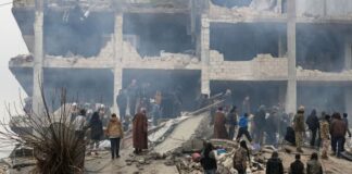 Más de 1.500 muertos por el terremoto de 7,7: al menos 912 en Turquía y 592 en Siria