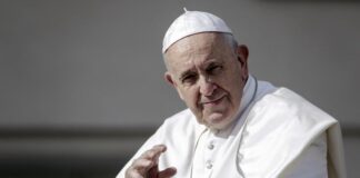 El papa pide «caridad concreta» para países que sufren guerras y catástrofes