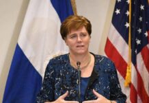 Autoridades hondureñas y la embajadora Dogu abordan acciones para interrumpir producción de drogas