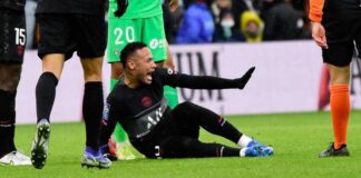 Neymar se lesiona tras sufrir un esguince de tobillo