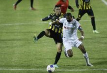 Real España prohíbe el ingreso de barras para el clásico ante Olimpia