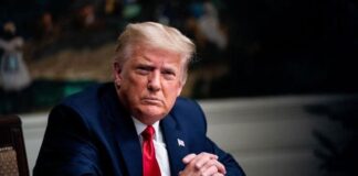 Donald Trump critica a DeSantis y dice que solo él puede evitar otra Guerra Mundial