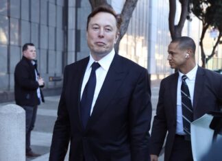 Musk espera lanzar su nave espacial totalmente reutilizable el mes que viene