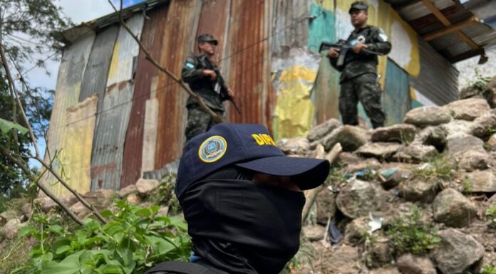 Con la tasa más alta de homicidios en la región, Honduras es el país con menos policías por habitantes, según la ASJ