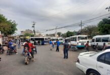 Transportistas amenazan con irse a paro nacional ante los incumplimientos del gobierno