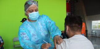 Autoridades alertan del vencimiento de vacunas anticovid por la poca afluencia de personas