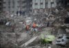 Suben a 45.890 los muertos por terremotos en Turquía, que vive réplica de 4,8