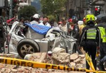 Trece fallecidos y 126 heridos por el sismo de magnitud 6,5 en Ecuador