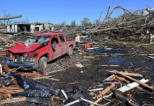 Misisipi sigue en alerta por tornados mientras comienza a cuantificar daños