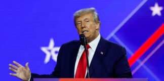 Donald Trump graba una canción con los presos del asalto al Capitolio