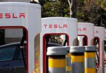 Denuncian a Tesla por supuesto monopolio de sus servicios de reparación
