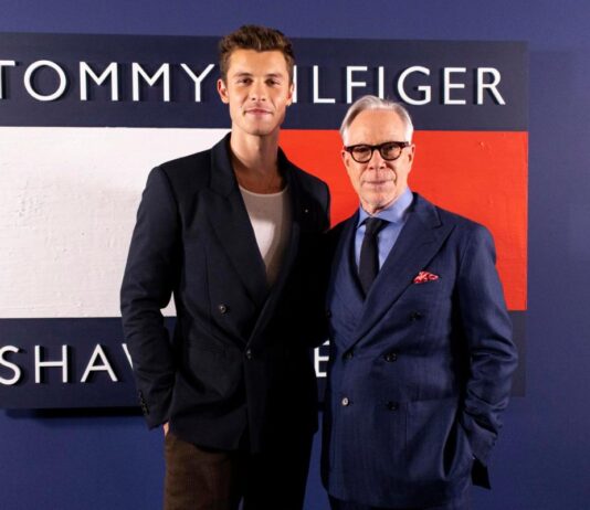 Tommy Hilfiger y Shawn Mendes reviven los noventa en una nueva colección