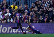 El Barça vence 1-0 al Valencia y se aferra a La Liga