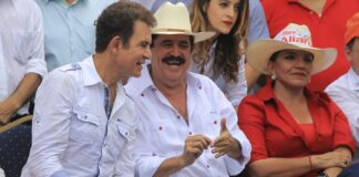 “Como un monarca, Mel primero lanzó a su reina y ahora quiere lanzar a su príncipe”, señala Nasralla