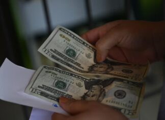 Las remesas enviadas a Honduras suben el 9,2 % entre enero y marzo de 2023