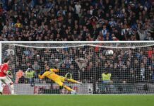 0-0. Los penaltis meten al United en la final