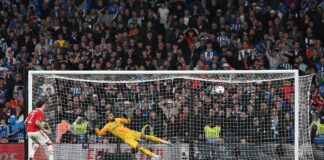 0-0. Los penaltis meten al United en la final