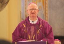 Monseñor Michael Lenihan dice que la Iglesia católica de Honduras está dispuesta a acoger a sacerdote panameño expulsado de Nicaragua