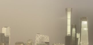 Fuertes tormentas de arena vuelven a azotar Pekín y el norte de China