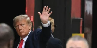 Medios no podrán transmitir en vivo lectura de cargos a Trump