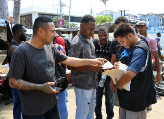 Migrantes se preparan en sur de México para salir en «viacrucis» a la capital