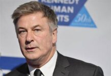Retiran cargos por homicidio involuntario contra Alec Baldwin, según su abogado