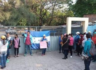Colectivos de Libre mantienen tomados al menos siete centros de salud