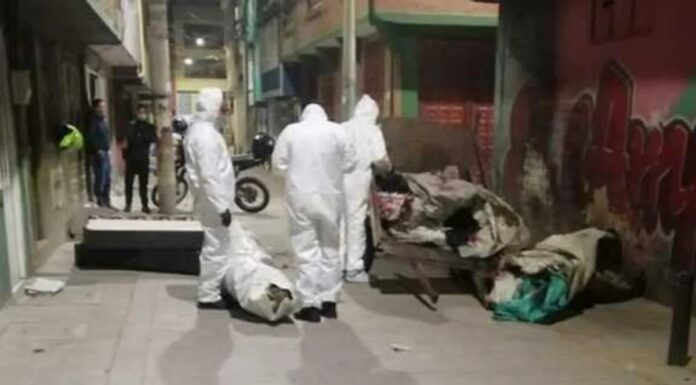Encuentran cuatro cuerpos en bolsas en una nueva masacre en Colombia