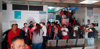 Tras varias semanas de protesta, colectivos de Libre liberan los centros de salud de Tegucigalpa