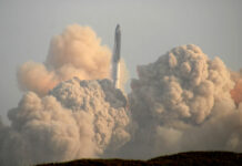 Explota el Starship en los cielos de Texas poco después de despegar