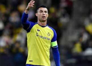 Saudíes piden la deportación de CR7 por agarrarse los genitales ante el público