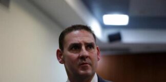 Corte envía a juicio a exalcalde de capital salvadoreña Ernesto Muyshondt