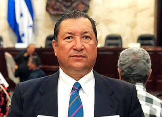 Diputado de Libre Juan Ramón Flores, dice que «Pedro Barquero representa al empresariado nacional»