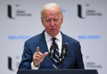 Biden quiere que el 67 % de los carros sean eléctricos para 2032 en EE.UU.