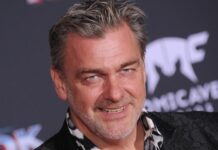 Fallece en Italia el actor británico Ray Stevenson, Tito Pullo en la serie «Roma»