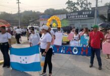 Trabajadores de Honduras exigen mejores salarios, salud y educación