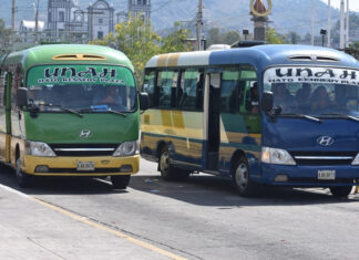 Extorsionadores mantienen de rodillas al sector transporte en todo el país