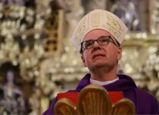 Alejarse de la soberbia de un solo idioma y acoger el lenguaje de la esperanza, pide monseñor Nácher
