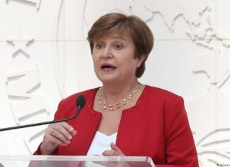 Fondo Monetario Internacional avisa del «riesgo creciente» de que el mundo se divida en «bloques económicos rivales»