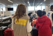 España amplía las vías para el reasentamiento de refugiados latinoamericanos