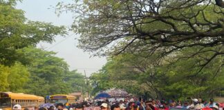 Cientos de productores de la zona sur del país protestan en contra de la Ley Tributaria