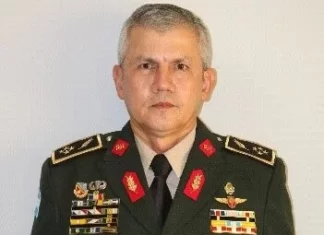 FFAA informa que Comandante del Ejército está en cuidados intensivos tras un infarto