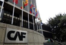 Economista señala que el gobierno es incongruente tras el ingreso al CAF