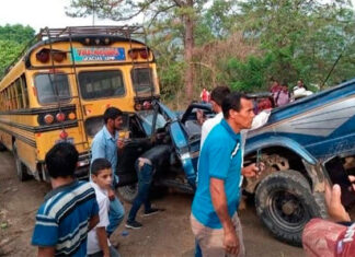 Trágico accidente vehicular deja 15 personas heridas en La Gracias, Lempira