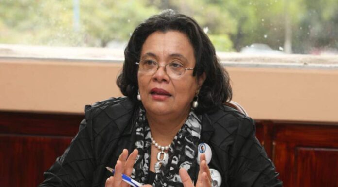Julieta Castellanos manifiesta que la derogación del decreto 93-2021 «amenaza la libertad de expresión»