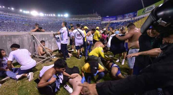 ¡Lamentable! El Salvador sufre su mayor tragedia deportiva con 12 fallecidos tras estampida humana en estadio