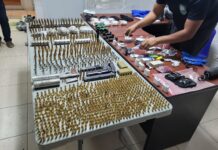 Policía Nacional decomisa droga, municiones y pasamontañas en “cárcel de máxima seguridad” La Tolva