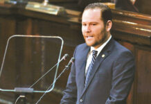 Máximo tribunal de Guatemala deja fuera de elecciones a hijo de expresidente Arzú