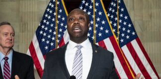 Senador republicano Tim Scott se une a la carrera por la presidencia de Estados Unidos en 2024